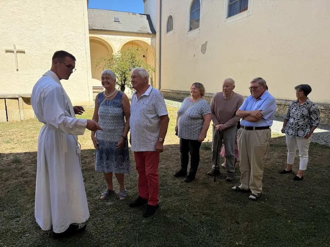Begegnung mit Neupriester